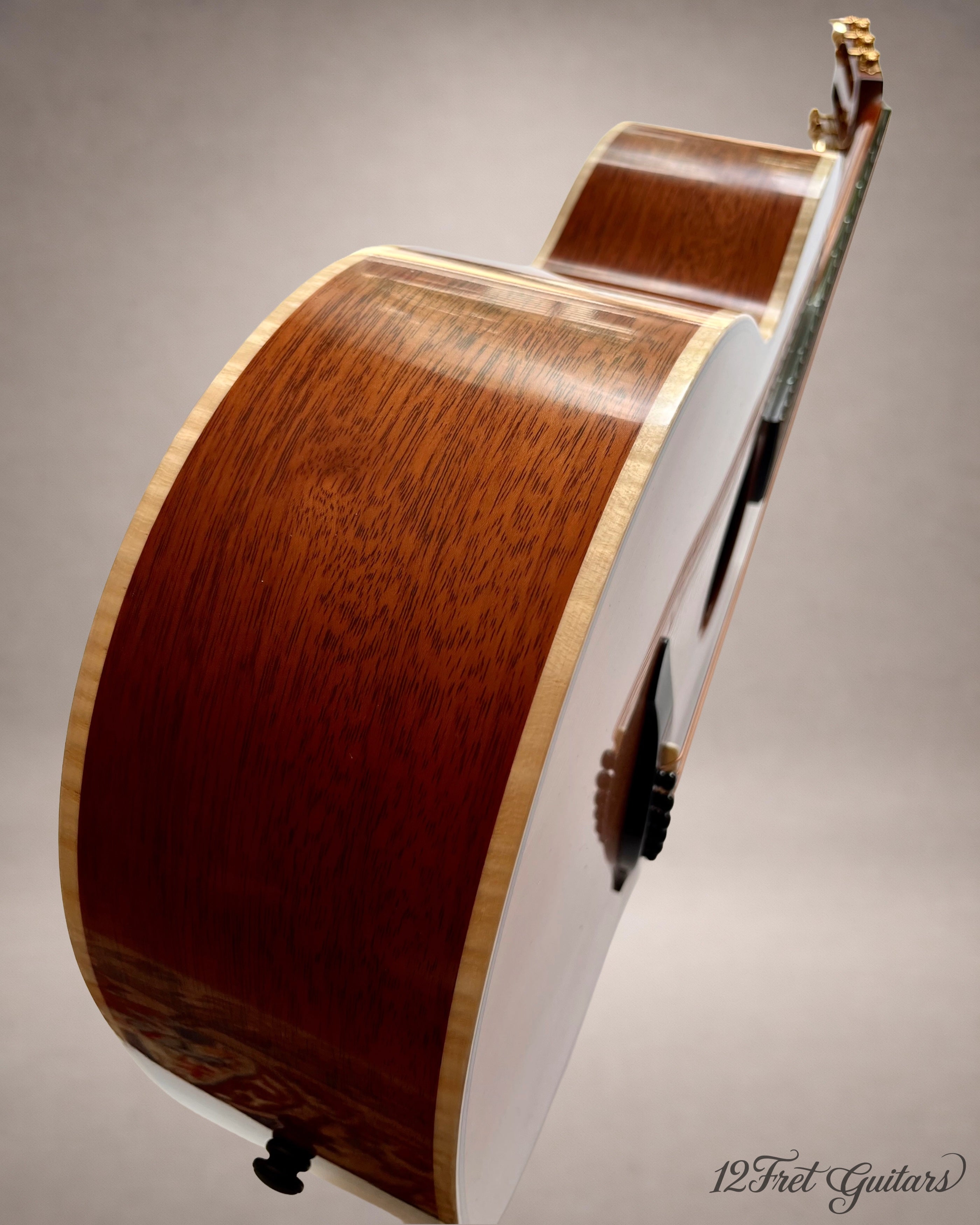 Avalon A15 (2026) Akustikgitarre Details