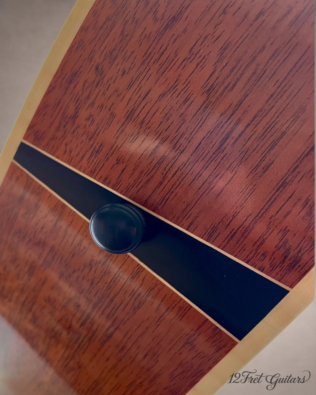 Avalon D10 SD (2026) Akustikgitarre Details