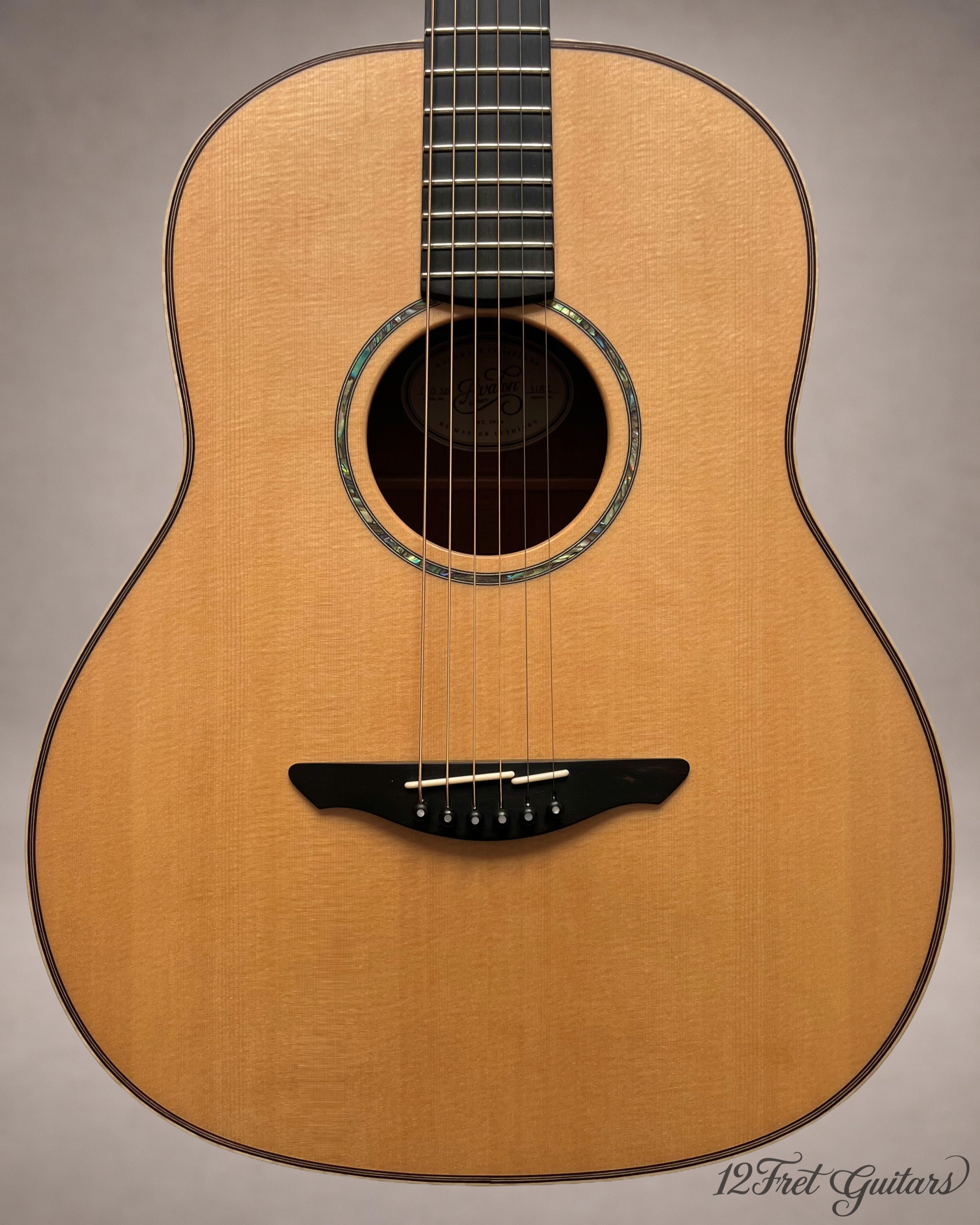 Avalon D10 SD (2026) Akustikgitarre Details