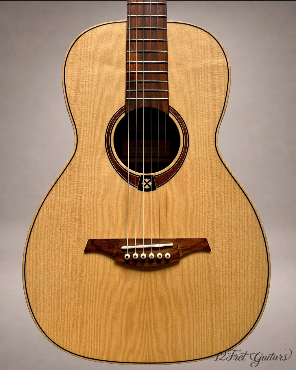 Lâg Tramontane T177Pe Akustikgitarre Details