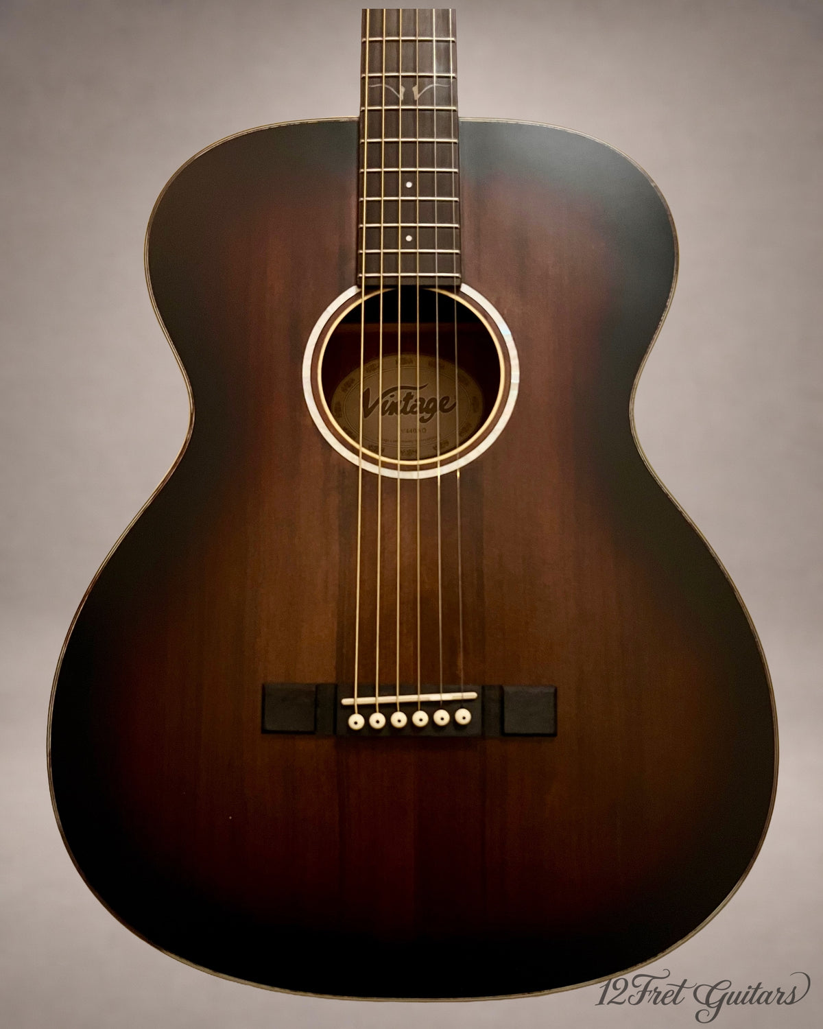 Vintage V440AQ Historic (2019) Akustikgitarre Details